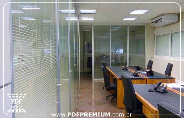divisórias de vidro com persianas embutidas taboão da serra
